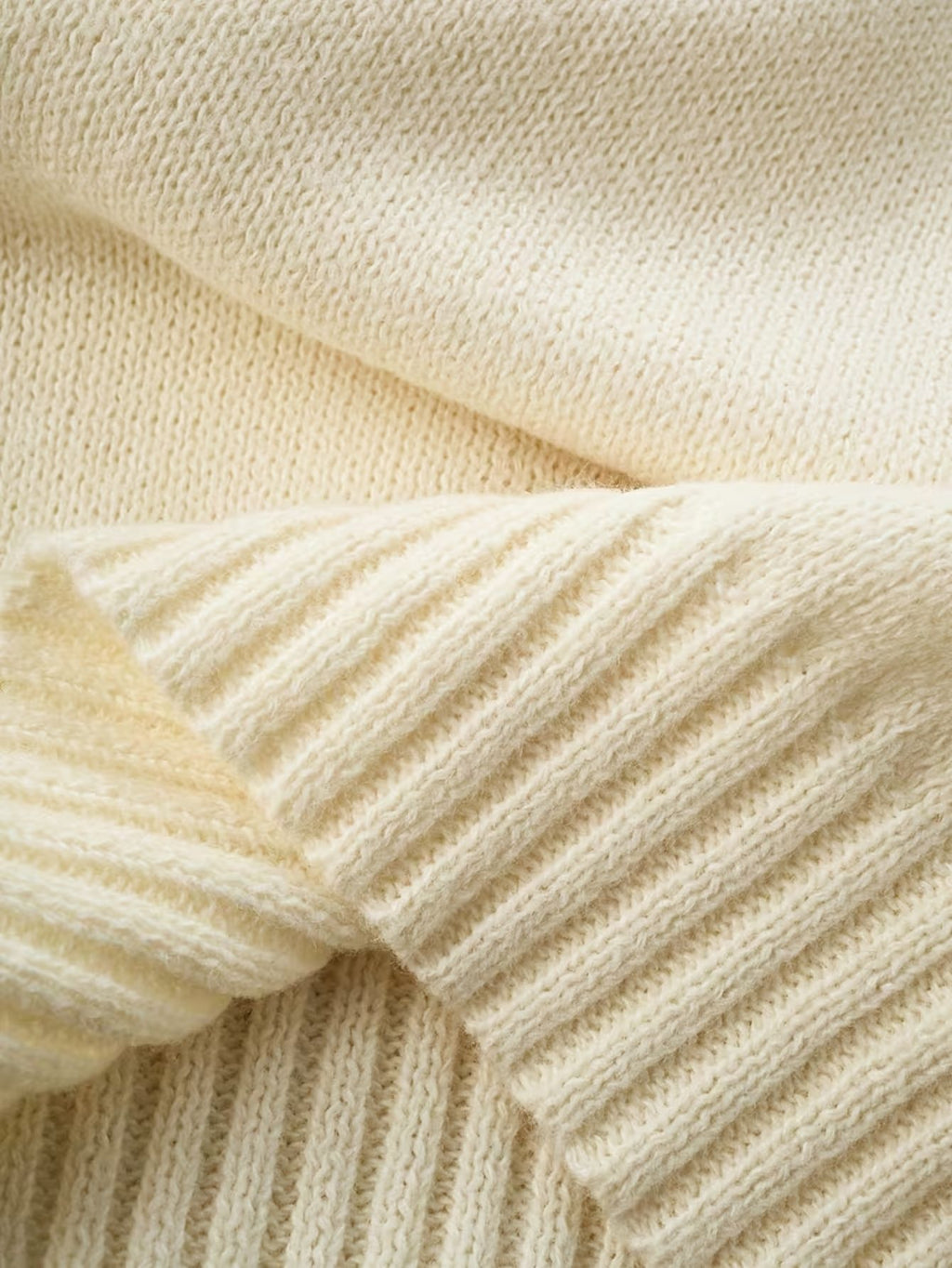 Women's Knit Relaxed Fit Turtleneck Sweater